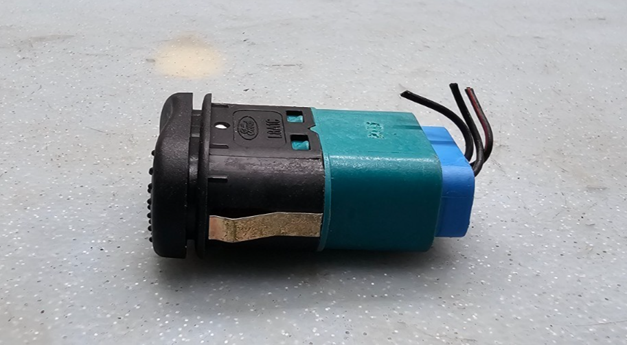 🔥00-06 Ford Focus 05-06 Ford GT Door Lock Switch OEM BLACK
