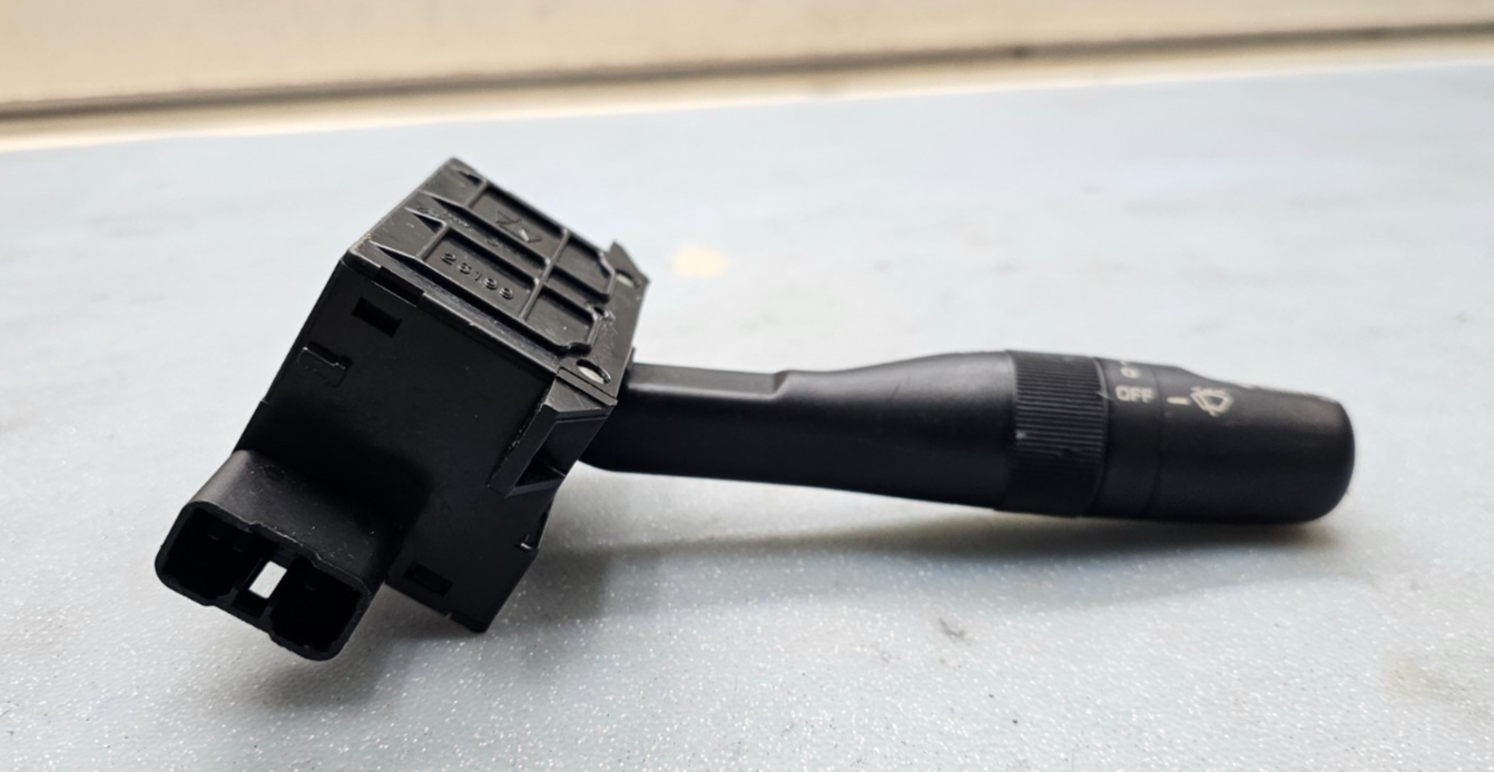 🔥2004-2008 PACIFICA/JEEP GRAND CHEROKEE  WINDSHIELD WIPER SWITCH USED OEM WS300