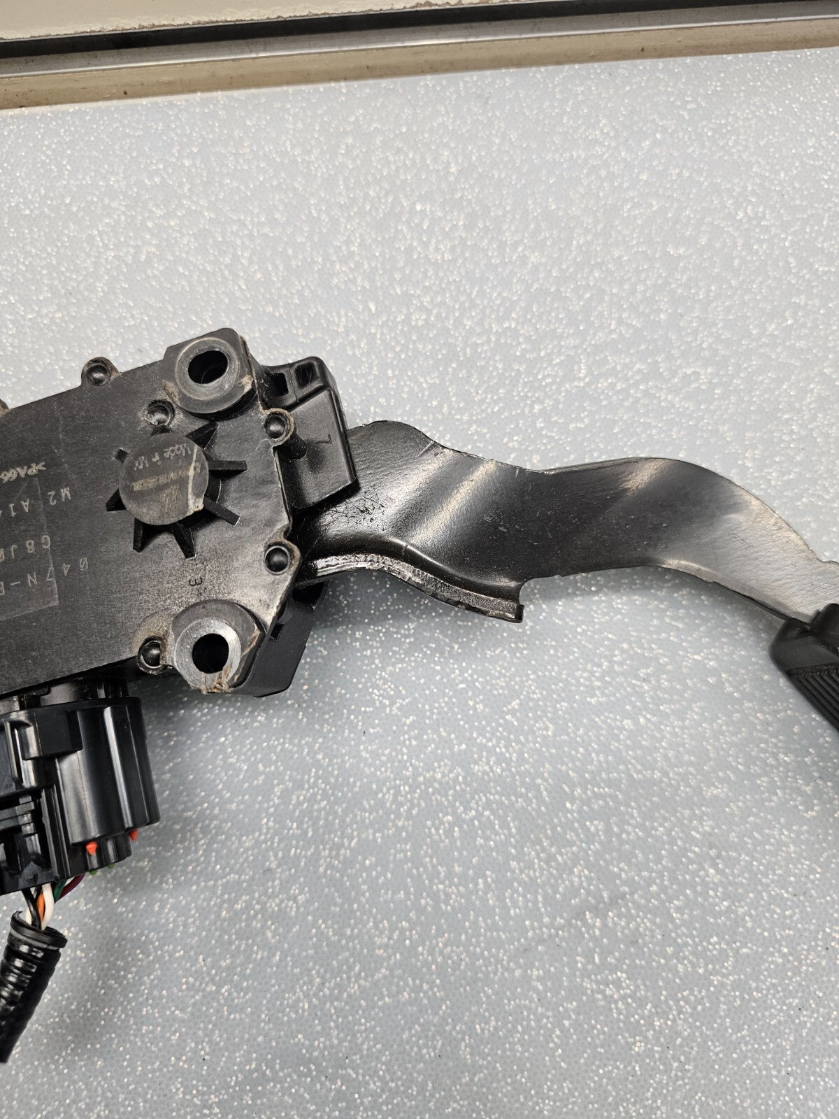 🔥2004-2009 Nissan Quest Accelerator Pedal Original Travel Sensor lever OEM