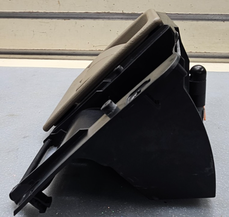 🔥95-98 CHEVY GMC SILVERADO YUKON TAHOE C/K Lighter Port Ashtray Ash Tray  Tan
