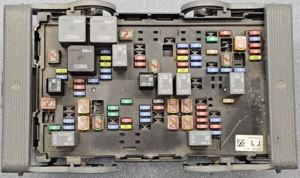 07-09 Suburban Yukon Engine Fuse Box Relay Body Control Module Integrated Power