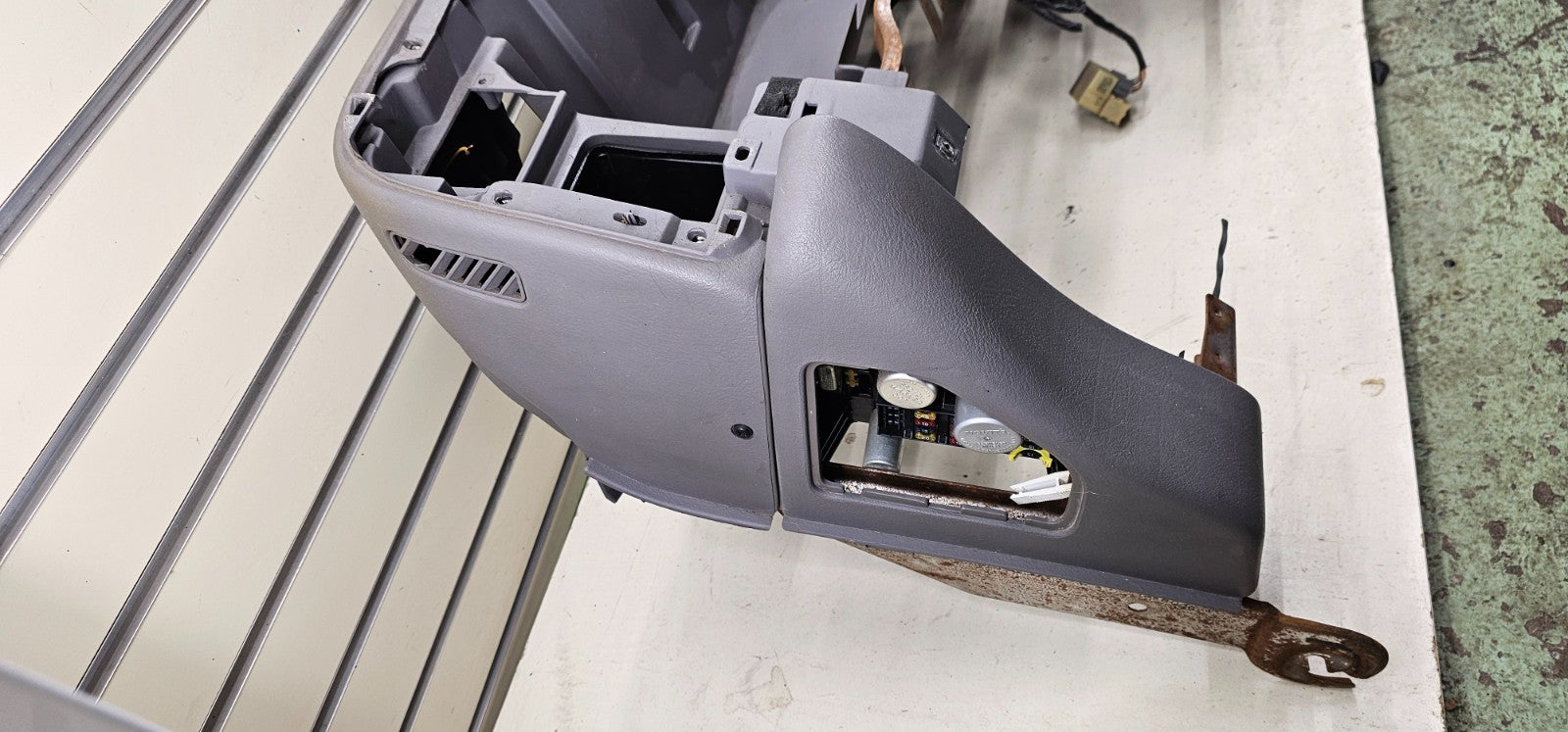 🔥94-97 Dodge Ram DASH DASHBOARD CORE Structure FRAME MOUNT gray DB3
