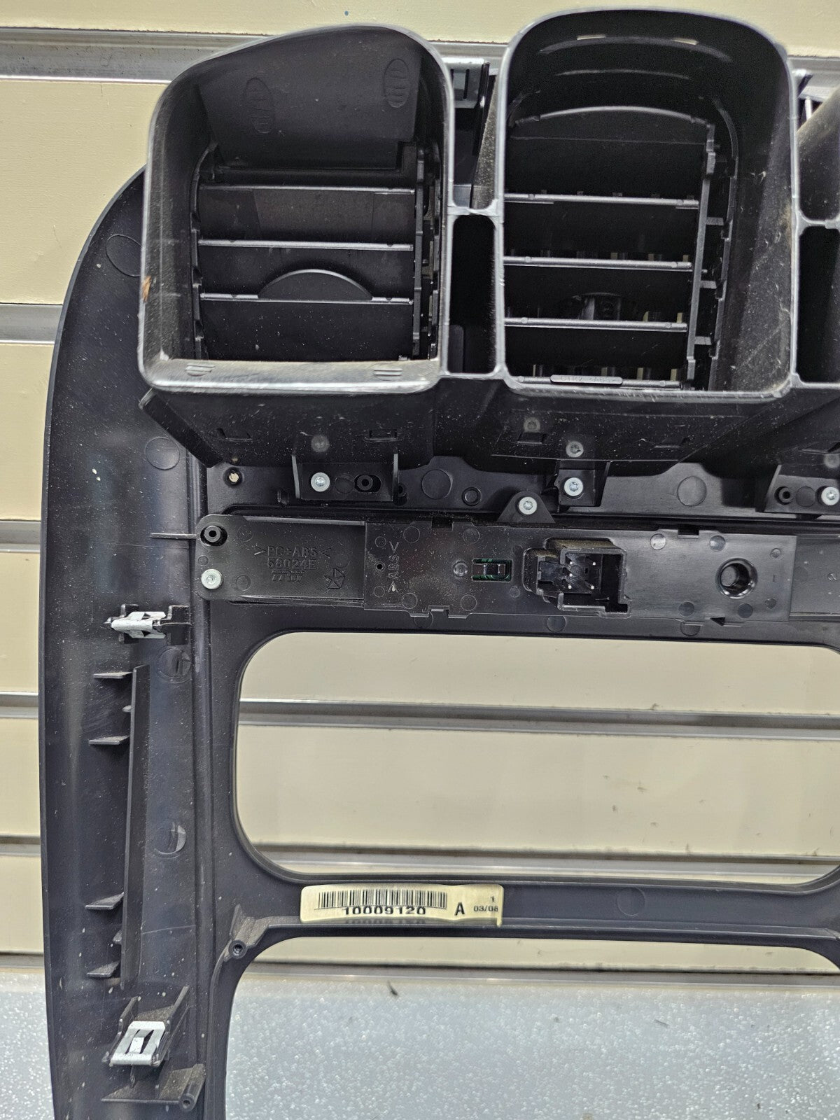 01-07 Caravan Town & Country Voyager Dash Radio Climate TRIM Bezel Carbon BLACK