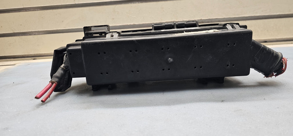 🔥2007 Jeep Liberty Under Hood Engine Relay Fuse Box Power Module Junction Block
