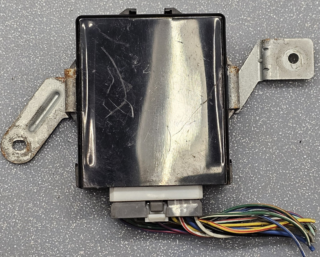 🔥97-01 Honda CRV Left Driver Door Control Keyless Entry Power Module Relay OEM