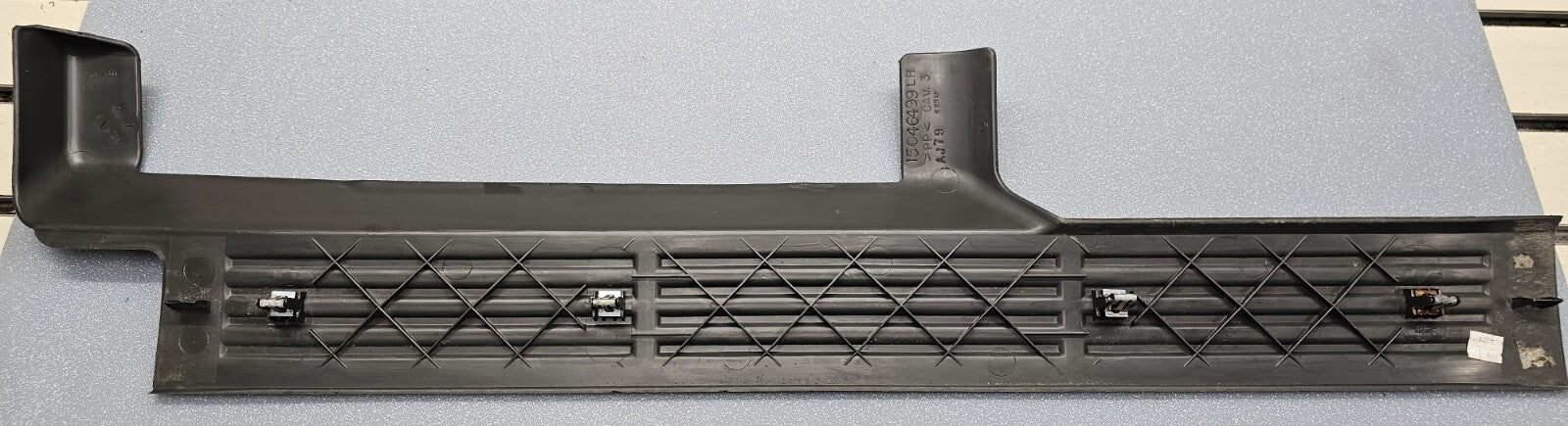 🔥99-06 SILVERADO SIERRA LEFT FRONT CREW CAB DOOR SILL SCUFF PLATE TRIM OEM