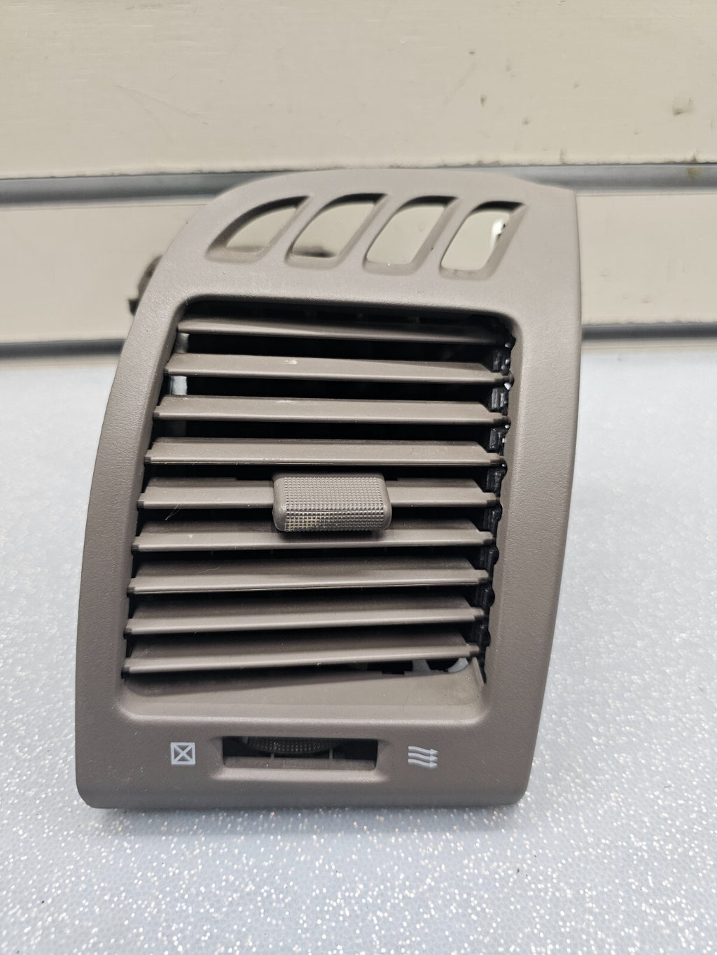 🔥02-06 CAMRY DASH RIGHT PASSENGER AIR VENT CONDITIONER HEATER FILTER TAN OEM