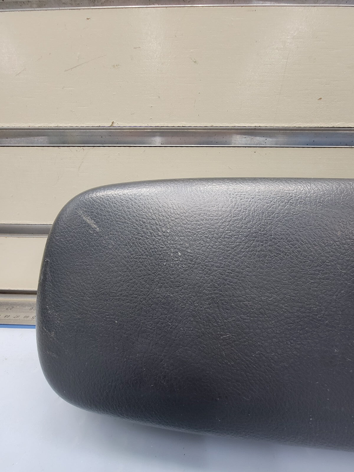 🔥09-13 TOYOTA COROLLA CENTER CONSOLE ARM REST LID TOP PAD COVER BLACK