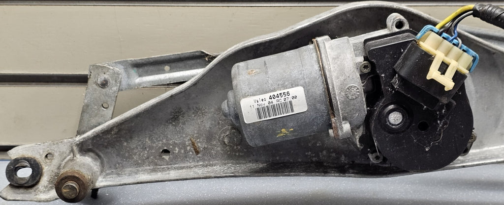 🔥2003 - 2007 CADILLAC CTS WINDSHIELD WIPER ASSEMBLY WITH MOTOR