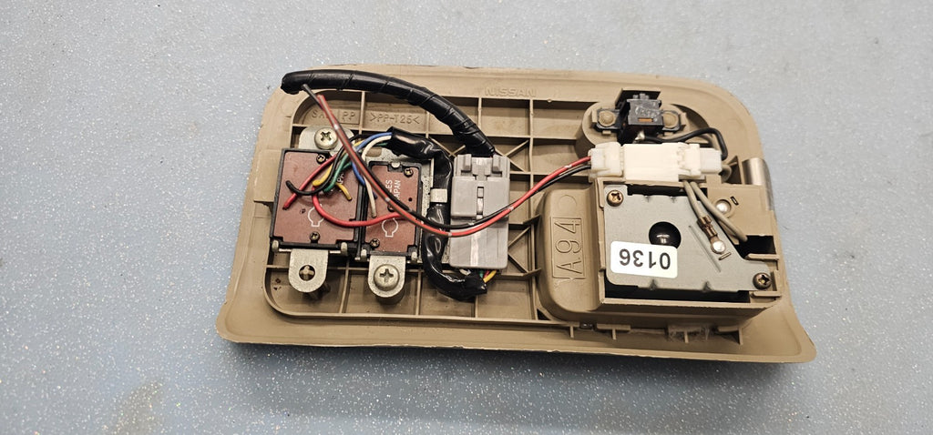 🔥02-06 Nissan Altima Overhead Console Control Unit Dome Map Light Lamp Tan OEM