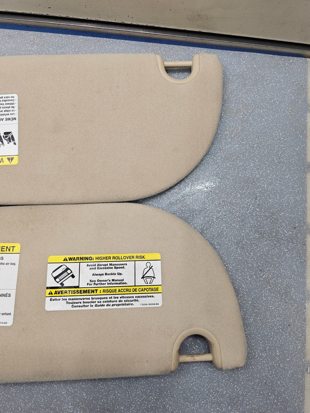 🔥02-05 Ford Explorer Sun Visor Sun Shade Pair Driver Passenger LH RH Tan OEM