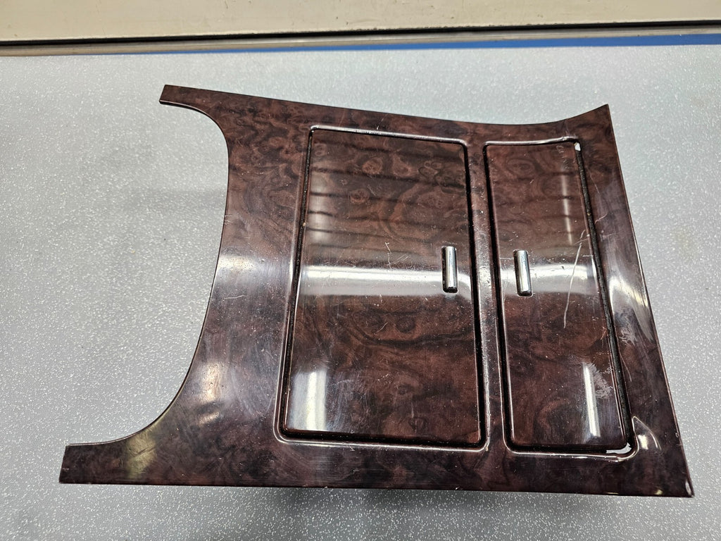 07-14 Escalade ESV EXT Lower Bezel Center Console Cup Drink Holder Wood Assembly