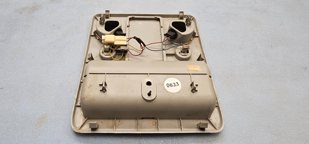 🔥06-08 Suzuki Grand Vitara Overhead Console Dome Map Light Lamp Assembly Tan