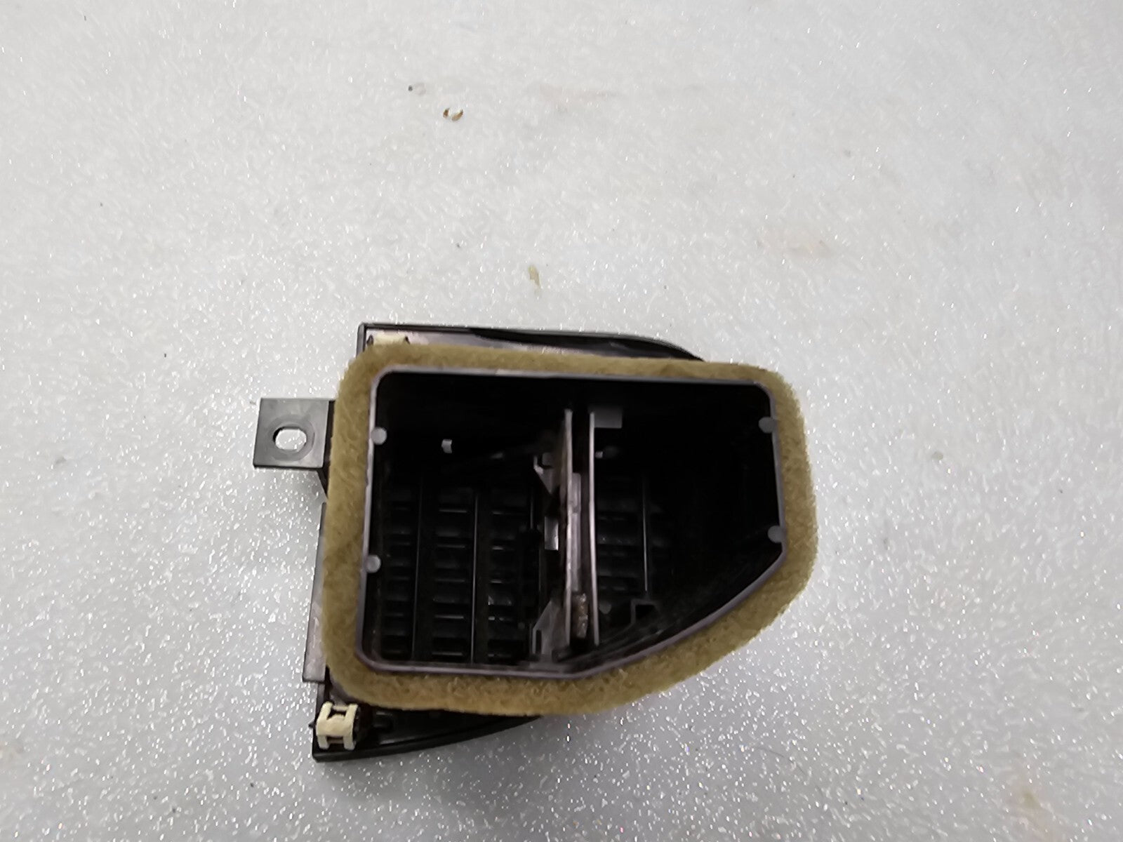 98-02 Lincoln Town Car Right Outer Dash AC Heater Air Vent Temperature Woodgrain