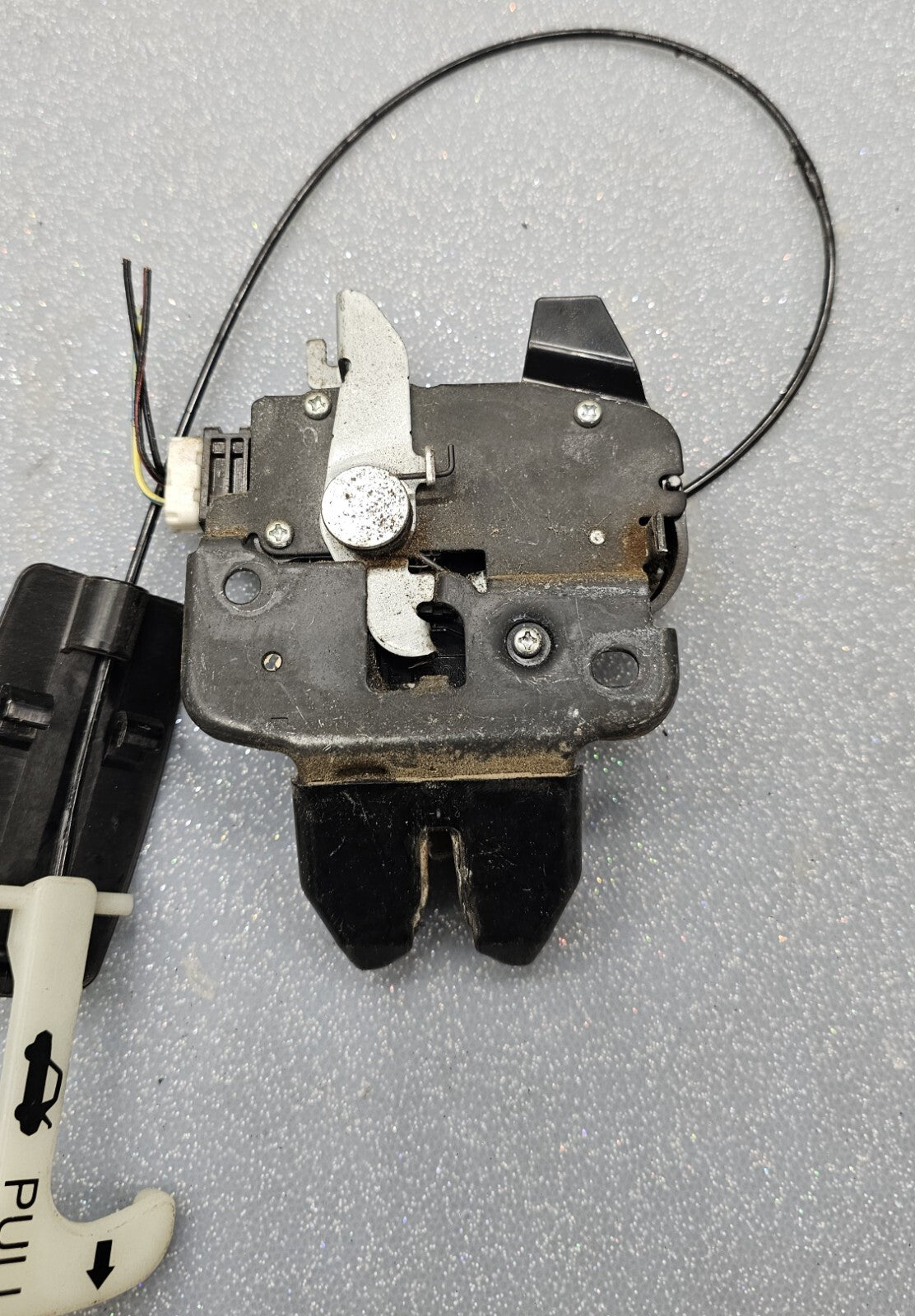 🔥08-14 Subaru Impreza WRX STI Trunk Latch Lid Release Lock Mechanism Sedan OEM