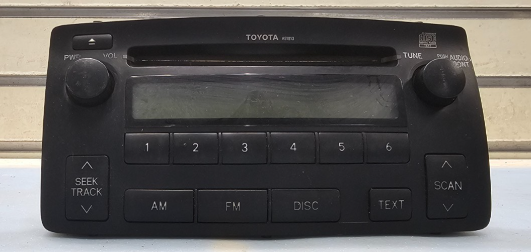 🔥05-08 Toyota Corolla Matrix Dash AM FM Radio Receiver Display CD Player Black