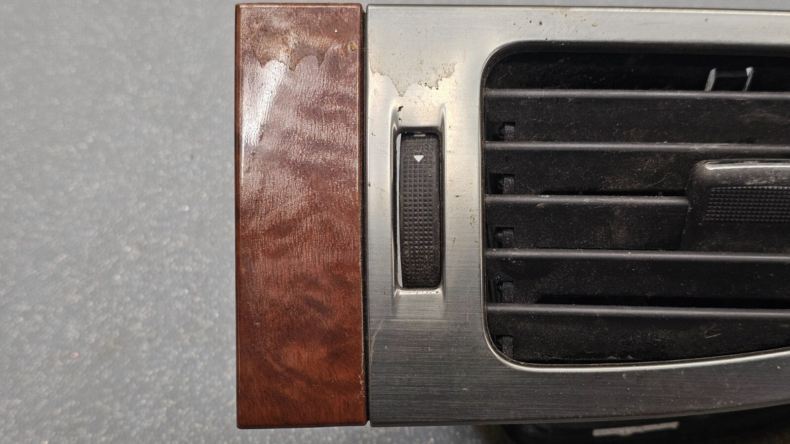 🔥07-14 Escalade Tahoe Left Driver Dash Air Vent A/C AC Heater Panel Silver OEM