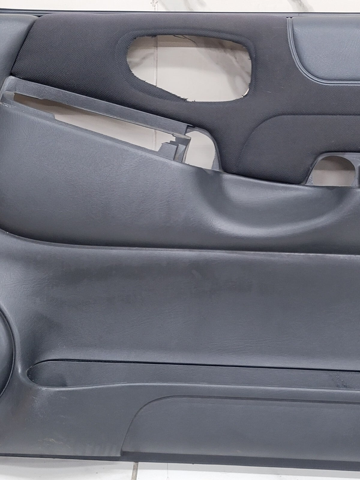 98-04 Chevy Blazer Jimmy S-10 GMC Sonoma Front Door Panels AUTO OEM RIGHT GRAY