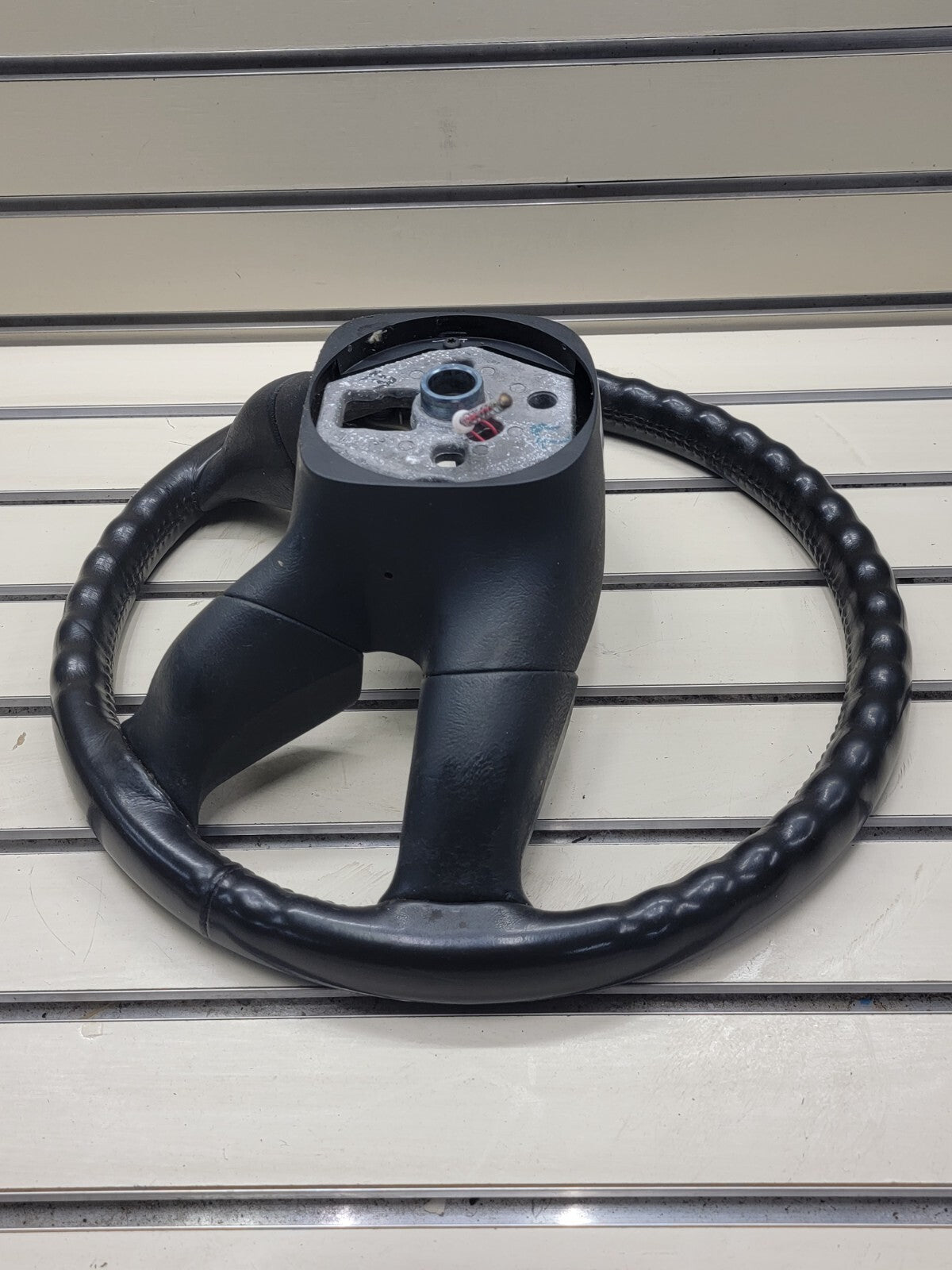 🔥03-06 SILVERADO SIERRA YUKON TAHOE SUBURBAN STEERING WHEEL LEATHER BLACK