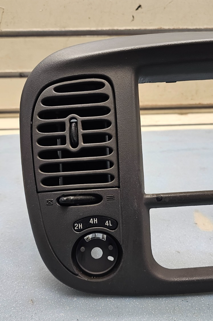 🔥97-03 Ford F-150 Dash Radio Stereo Climate BEZEL Trim Panel Line DK GRAY B1