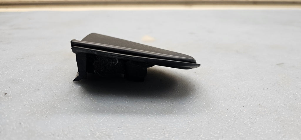🔥07-14 FORD EDGE RIGHT Fender UPPER BOLT Trim Molding Mirror Cover TRIANGLE OEM