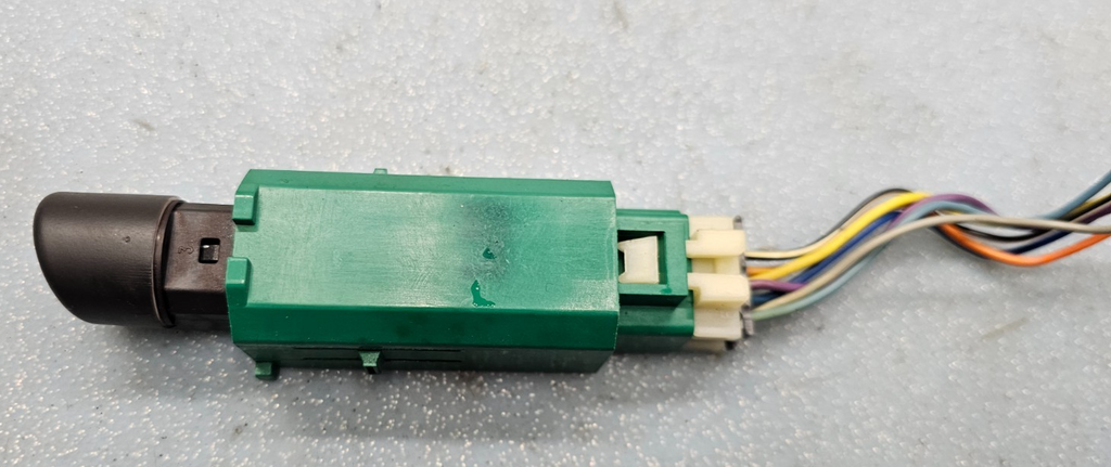 🔥02-05 Saturn Vue Dashboard Hazard Emergency Warning Switch OEM