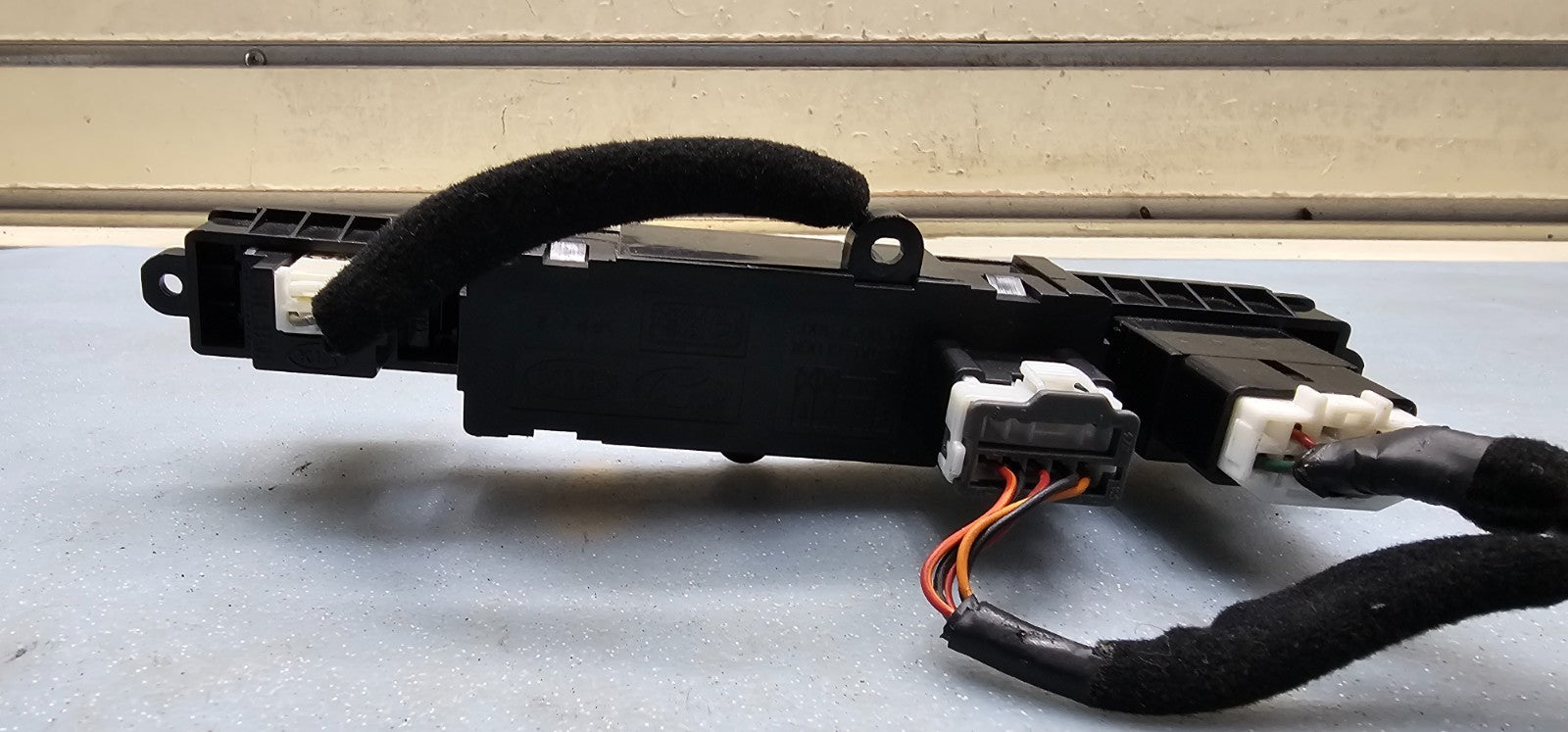🔥06-10 Kia Sportage Hazard Switch Control Dash Digital Clock Display Time Black