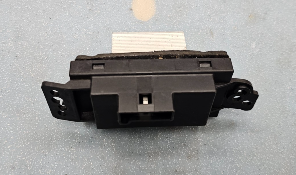🔥03-11 Allure Century IMPALA  HVAC Heater Blower Motor Resistor black