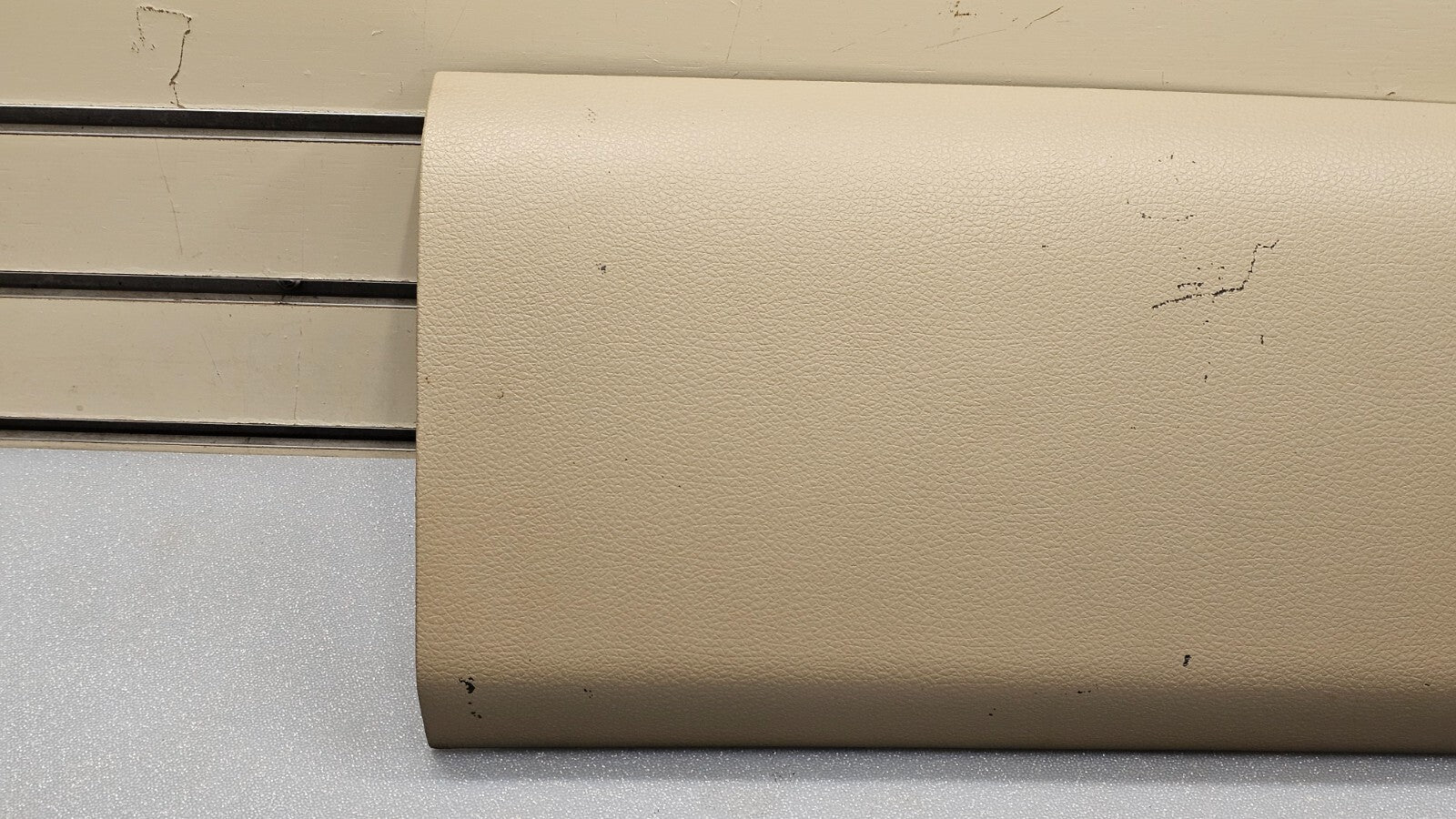 04-08 Ford F150 Dash Passenger Glove Box Storage Molding Compartment TAN G6