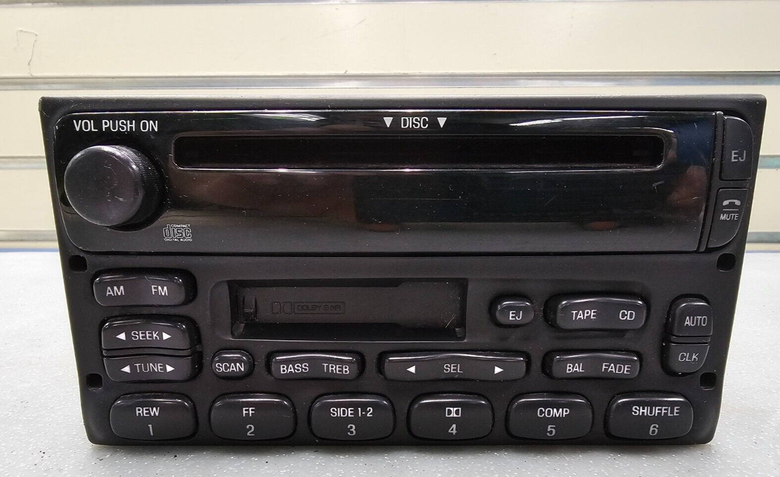 🔥2001 - 2005 Ford Lincoln Mercury OEM AM FM Radio Single CD Player Receiver