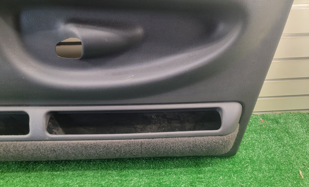 🔥98-01 Dodge Ram 1500 2500 RIGHT PASSENGER Front Door Trim Panel black auto D10