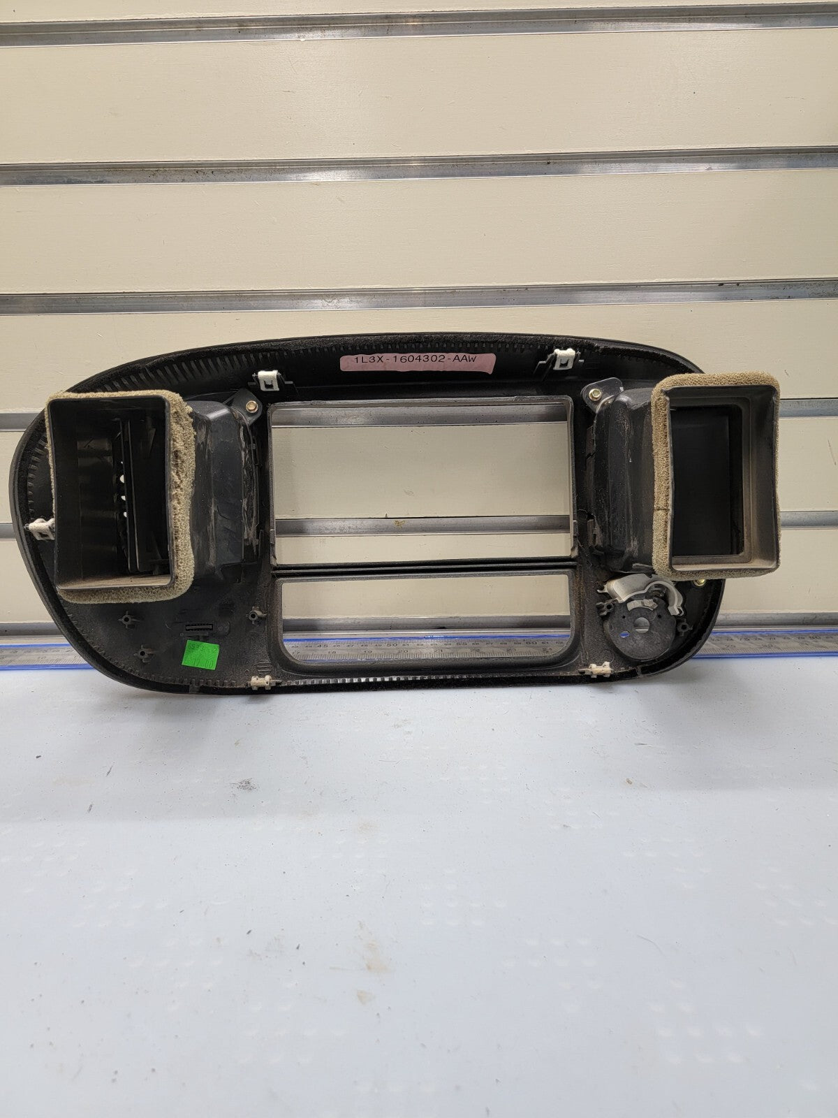 🔥97-03 Ford F150 Center Dash Radio Climate Trim BEZEL Panel AIRBG Line TAN