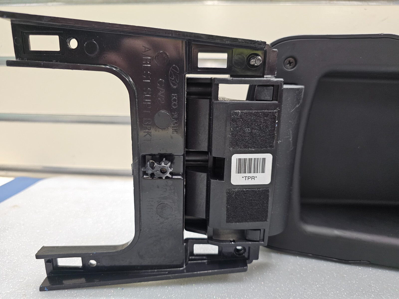 11-13 Hyundai Elantra Center Console Leather Armrest Lid Top Pad Assembly Black