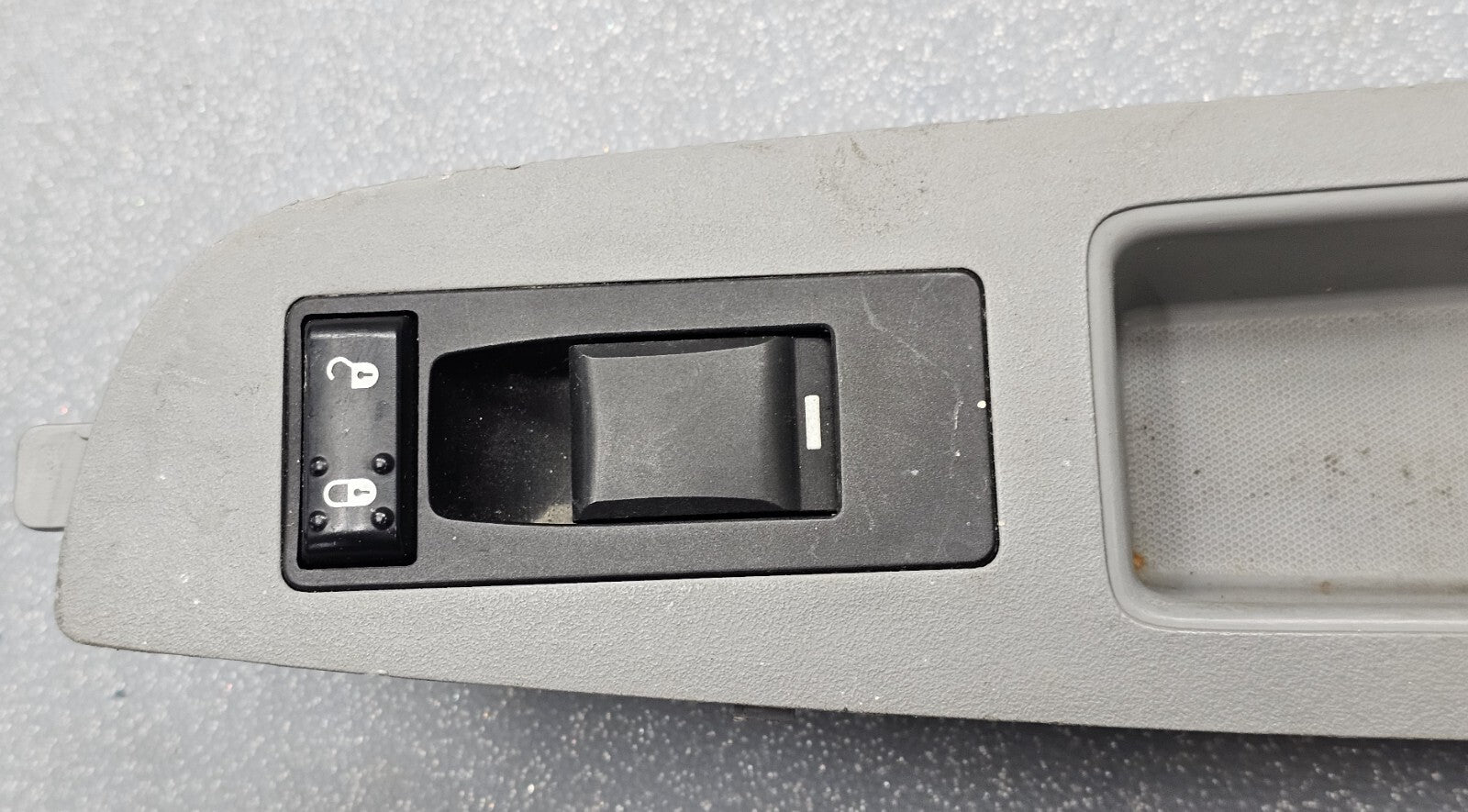 07-11 Charger Dakota Chrysler 200 300 Right Passenger Power Window Switch Gray