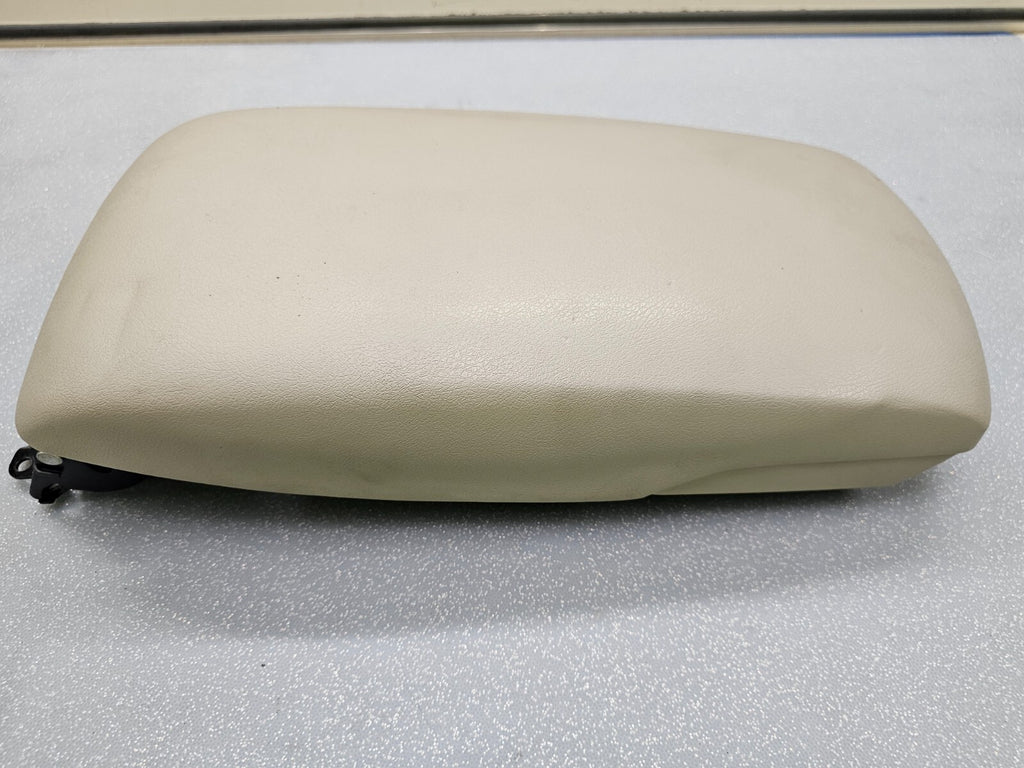 🔥07-11 TOYOTA CAMRY CENTER CONSOLE LID ARM REST COVER TOP PAD ASSEMBLY TAN OEM