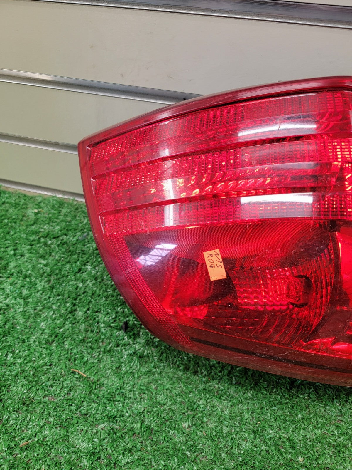 🔥2008-2013 Nissan Rogue Tail Light Lamp Left Driver Side Assembly Chrome