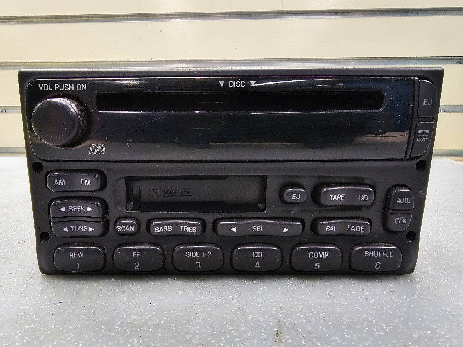 🔥2001 - 2005 Ford Lincoln Mercury OEM AM FM Radio Single CD Player Receiver