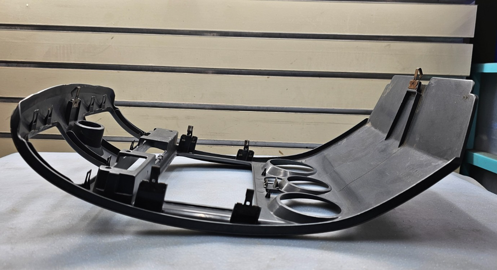 🔥04-12 CHEVY COLORADO GMC CANYON CENTER DASH AM FM RADIO BEZEL SILVER