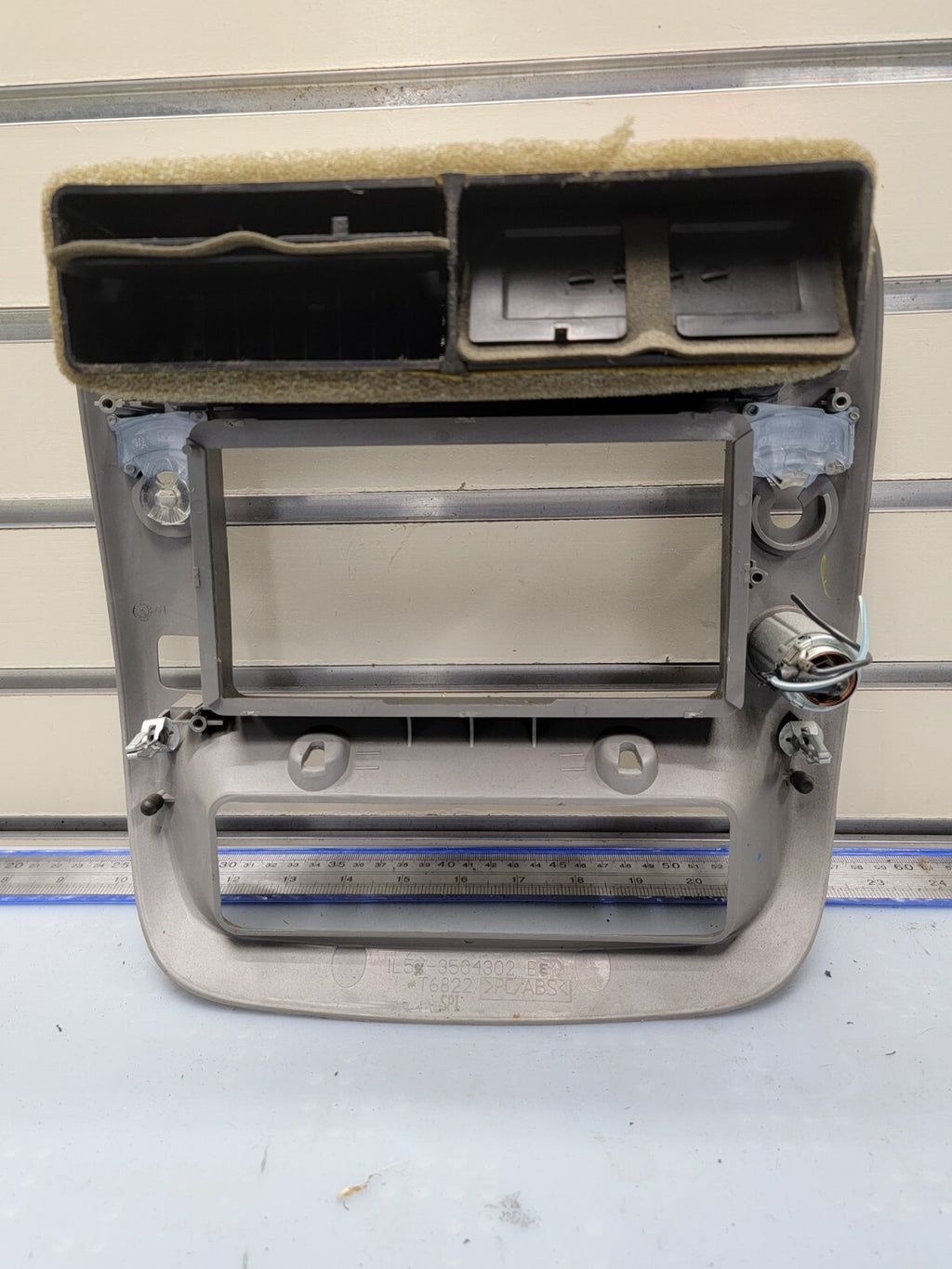 1995-2010 Ranger EXPLORER Radio Center Dash Trim Bezel 4x4 Fog Air Vent BLACK B2