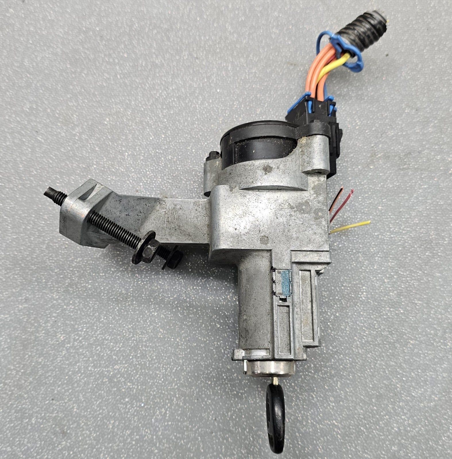 🔥95-07 VUE SC SL STEERING COLUMN IGNITION LOCK CYLINDER KEY SWITCH ASSEMBLY