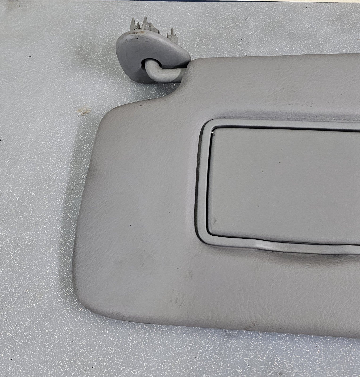 🔥02-04 Honda CR-V Front Left Driver Master Sun Visor Sun Shade GRAY OEM