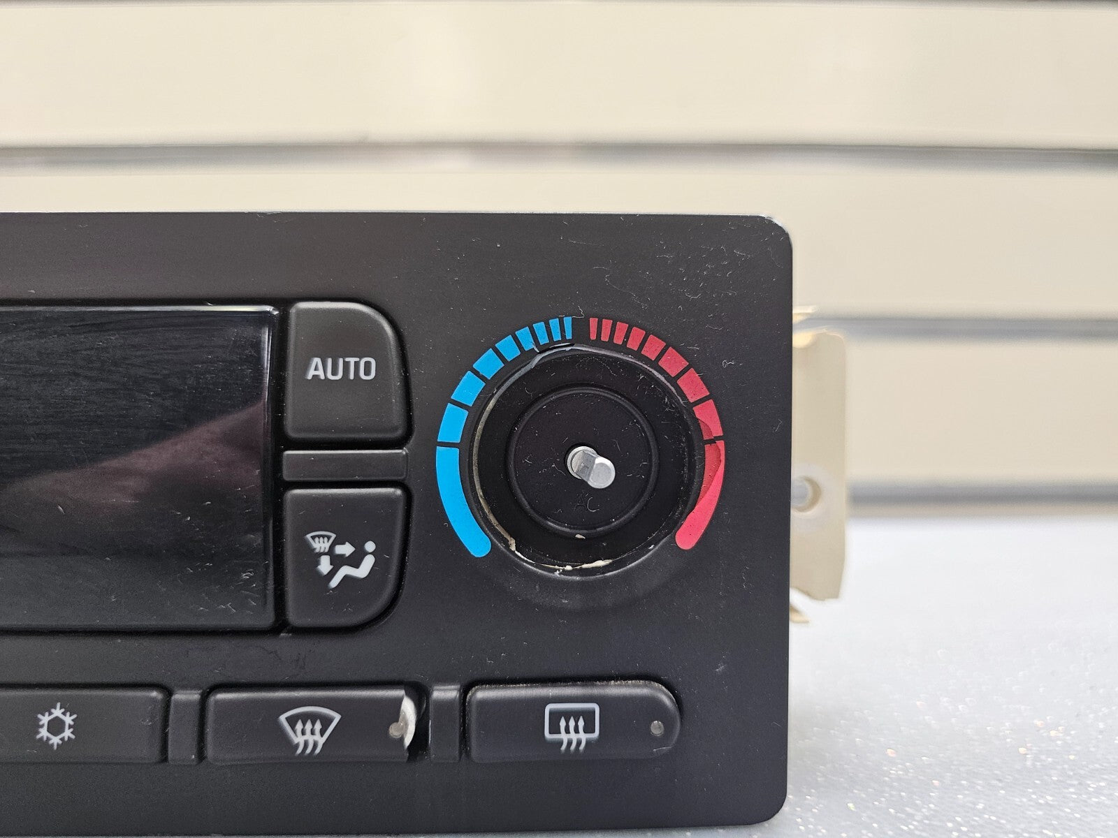 03-06 Silverado Sierra Dash Climate Heater Temperature Control Air Conditioning