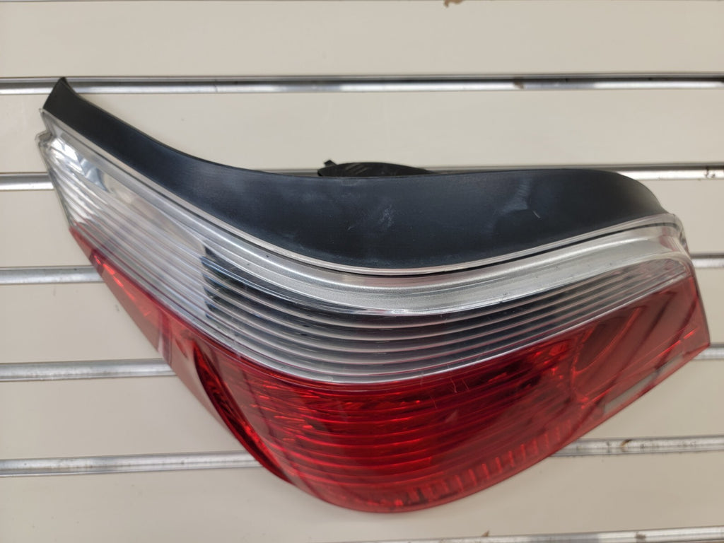 🔥2008 - 2010 BMW 5S  528i 535i 530i 550i Tail light taillight lamp left driver