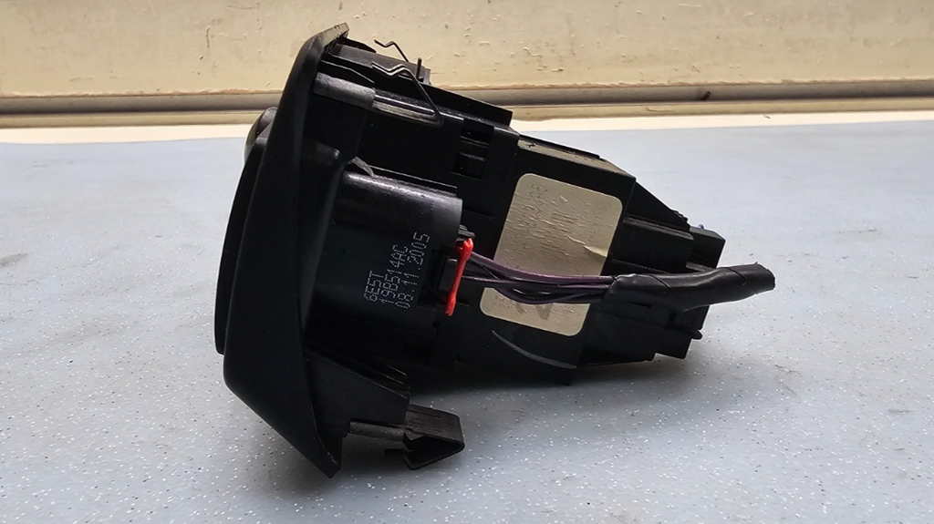 🔥06-09 Fusion Milan Dash Headlight Interior Panel Dimmer Trunk Switch Assembly