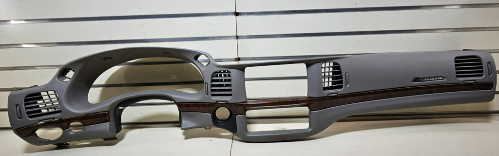 🔥00-05 IMPALA Dash INSTRUMENT Cluster Bezel Radio Speedo Gauge Trim Gray