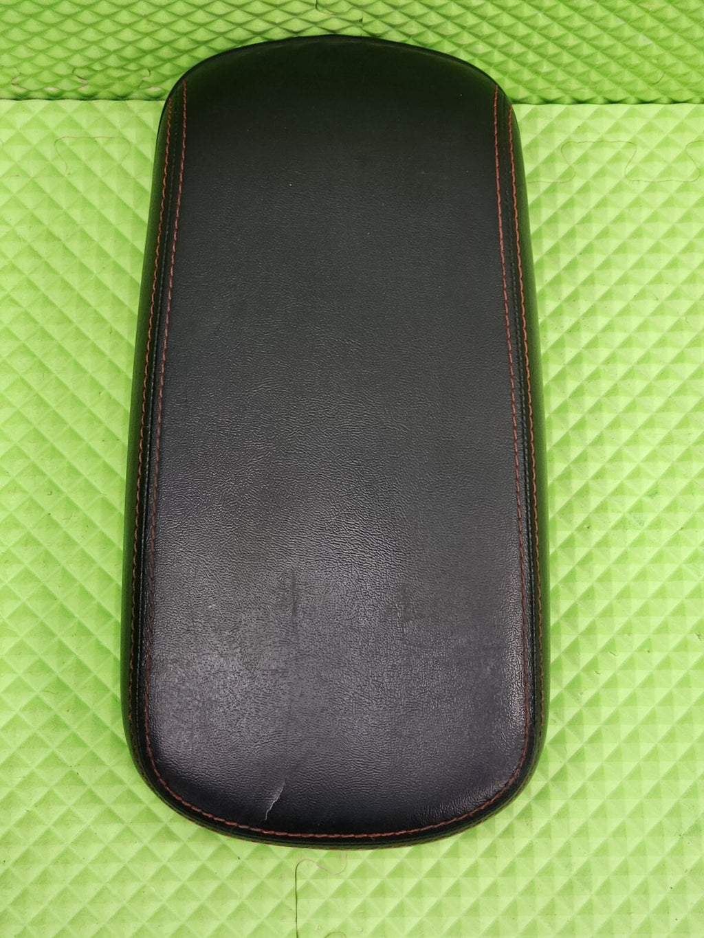 🔥2011-2014 CHRYSLER 200 DODGE AVENGER CENTER CONSOLE LID ARM REST BLACK