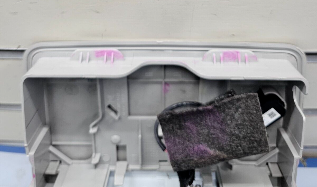 13-16 CHEVY CRUZE FRONT OVERHEAD CONSOLE DOME MAP LIGHT LAMP STORAGE LIGHT GRAY