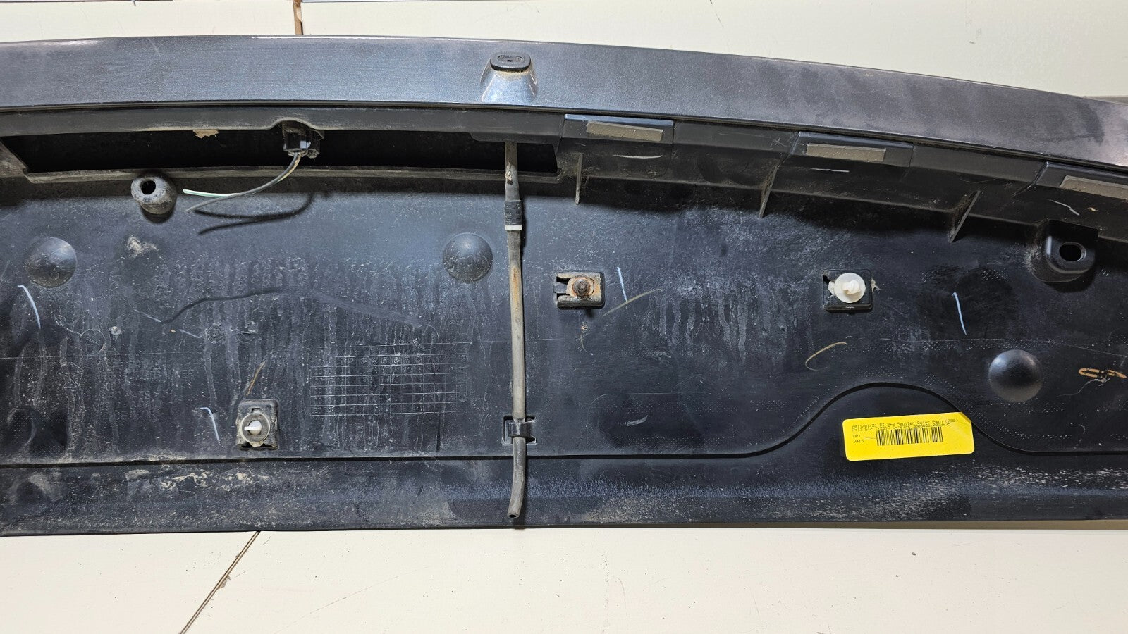 🔥11-20 Grand Caravan Rear Upper Hatch Spoiler Wing Mount Break Light Black OEM