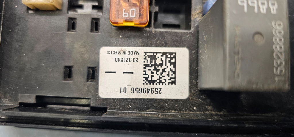 🔥08-13 Tahoe Yukon Sierra Hybrid 5.3 Fuse Box Relay Junction Wiring Block TIPM