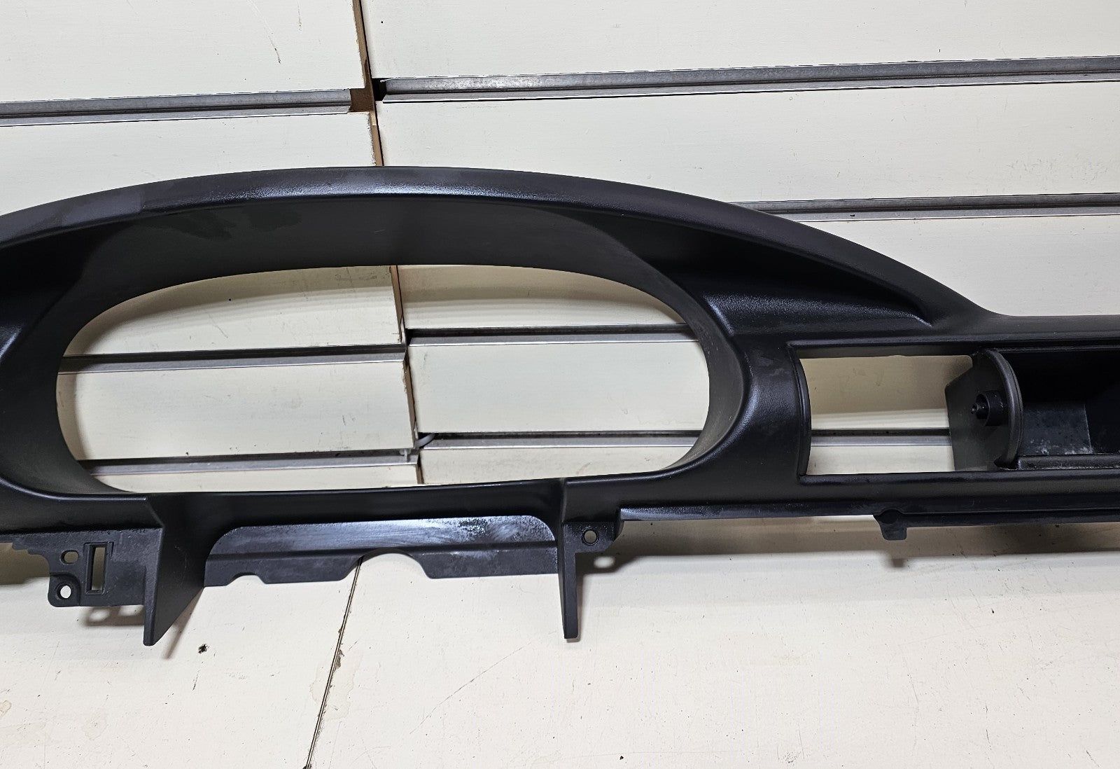 🔥04-07 Chrysler Pacifica Dash Instrument Panel Cluster Speedometer Bezel black